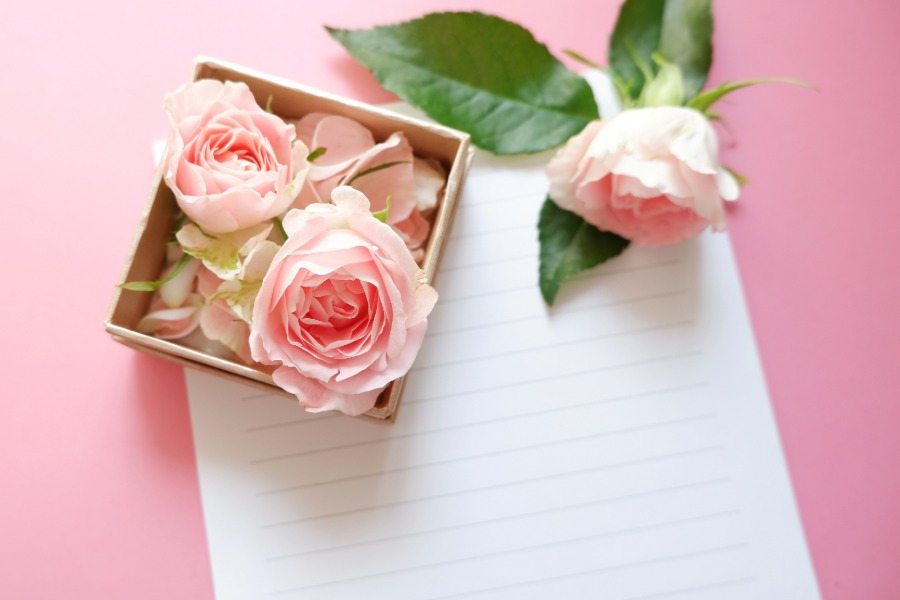 Gimtadienio sveikinimai skaitmeniniame amžiuje: ar jie dar turi vertę?